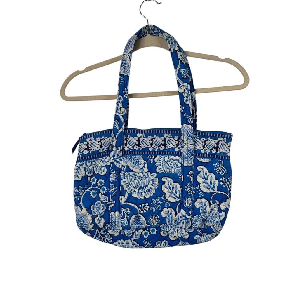 Vera Bradley Floral Quilted Cotton Coastal Grandma Style Blue Lagoon Tote Bag - Picture 1 of 12